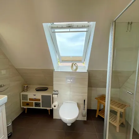 Utkiek, Meerblick Mit Balkon *