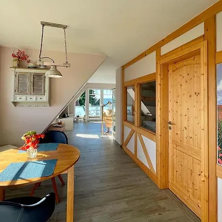 Utkiek, Meerblick Mit Balkon 푸트버스